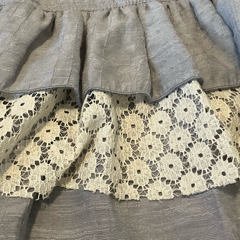 Delia’s Dress - Picture 5 of 10